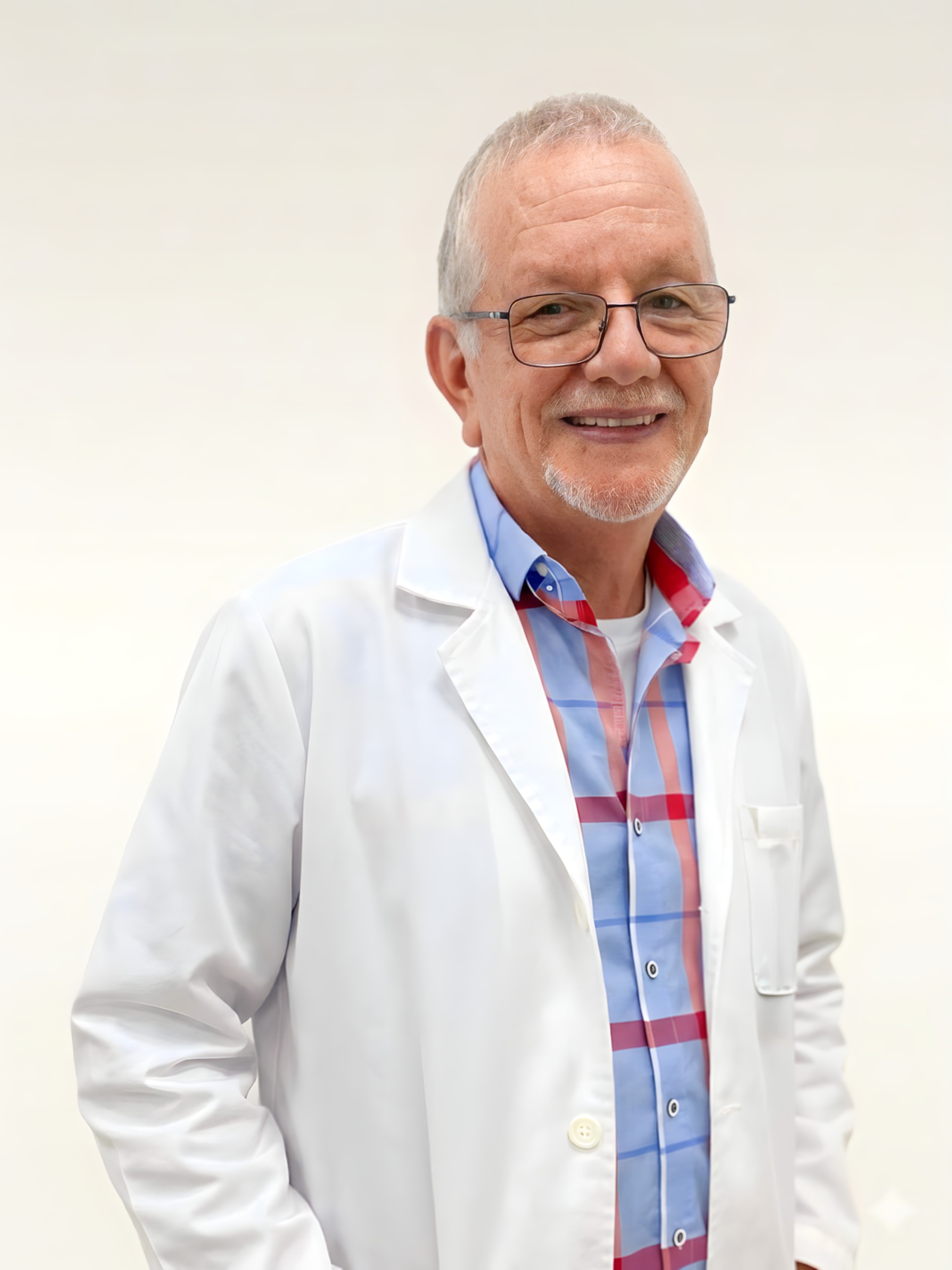 Dr/a. Gustavo Portela - Especialista en Bucaramanga