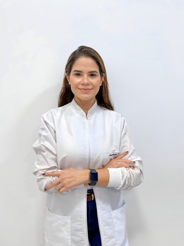 Dr/a. Mayra Alexandra Estévez Capacho - Especialista en Bucaramanga